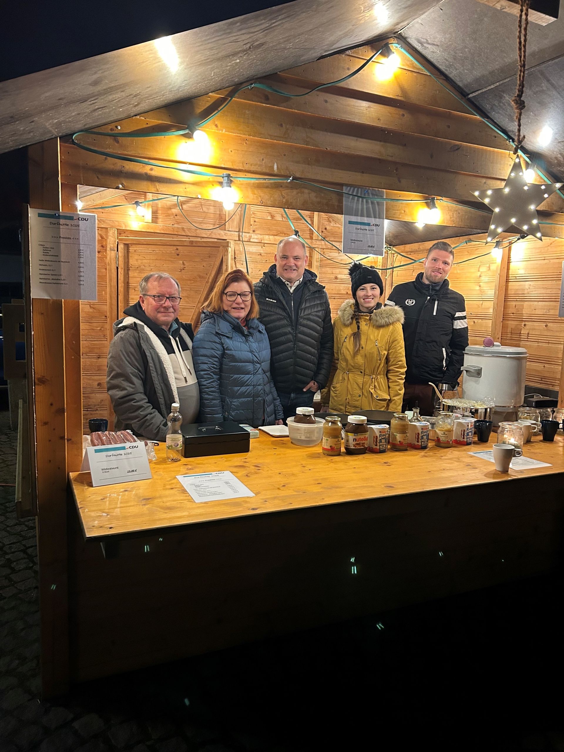 Unser MdL Stefan Teufel besucht den CDU Stand beim V�hringer Dorfh�ttle